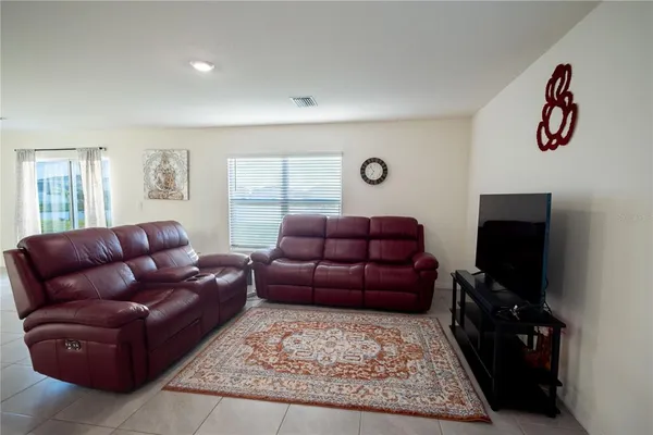 $354,900 | 16546 Mosaic Oar Drive, Wimauma, FL 33598