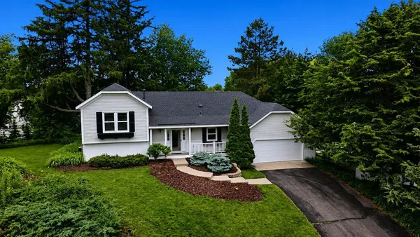 $449,900 | 7516 77th Street, Chaska, MN 55318