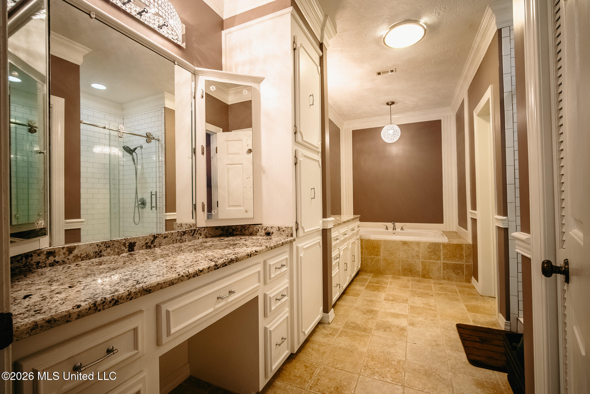 2139 Warren Hood Road Hermanville, MS 39086 - Photo 44 of 115 Downstairs Primary Bathroom