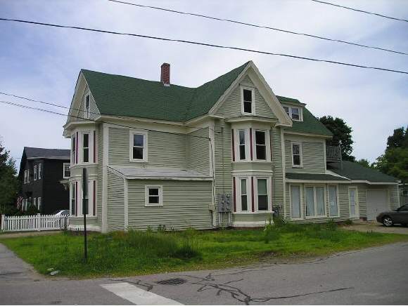 223 North Main Street Rochester, NH 03867 - Photo 1 of 1