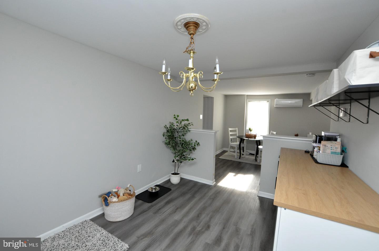 18 Jerome Terrace Clementon, NJ 08021 - Photo 16 of 31 Dining room