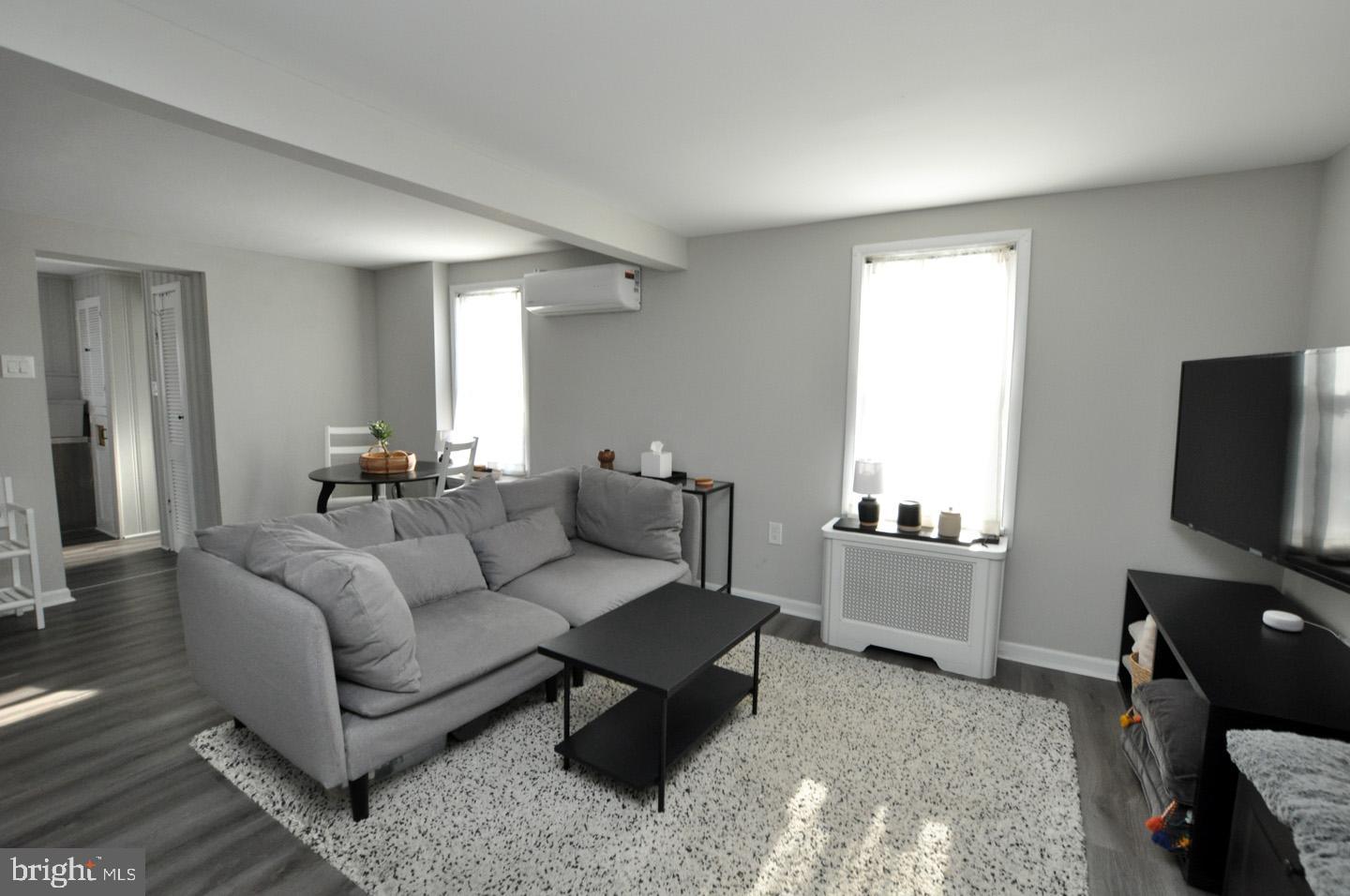 18 Jerome Terrace Clementon, NJ 08021 - Photo 5 of 31