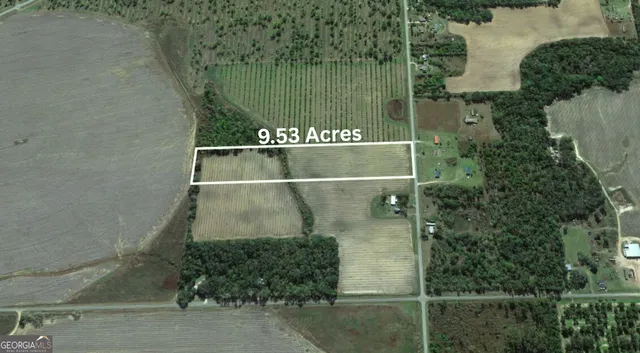 an outdoor space with water view