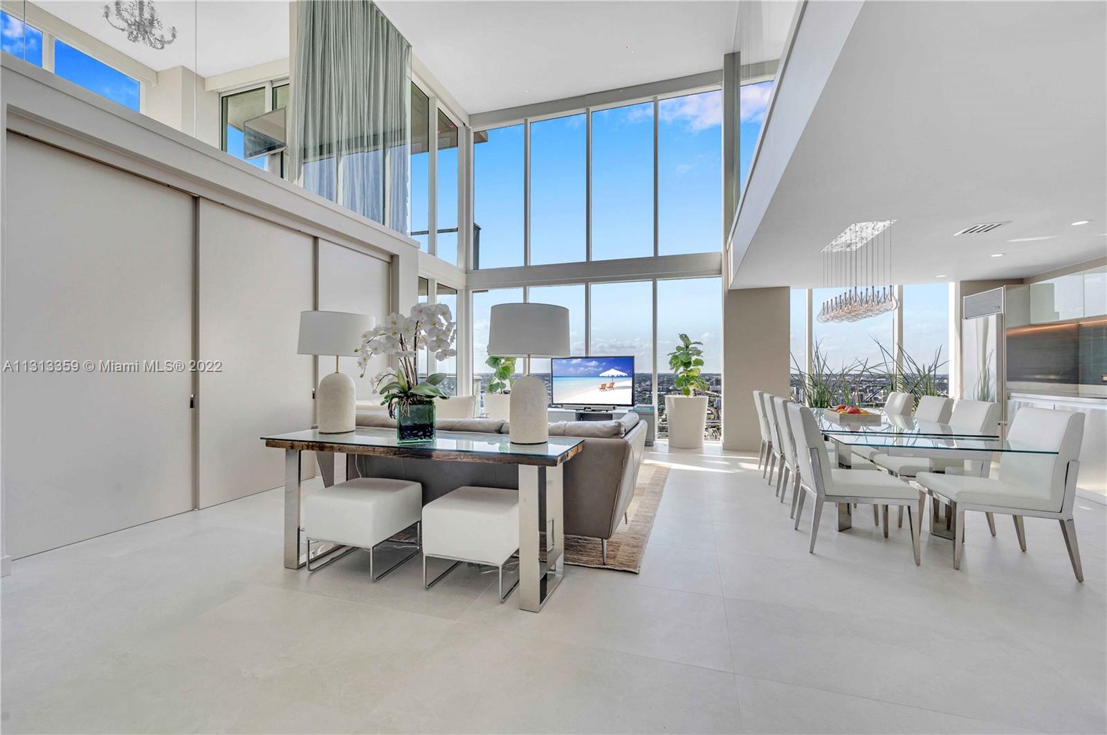 1040 Biscayne Boulevard, Unit PH4407 Miami, FL 33132 - Photo 16 of 74