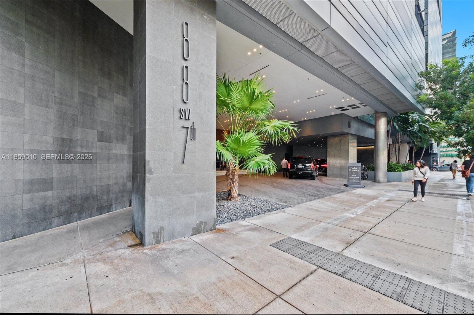 88 Southwest 7th Street, Unit 3612 Miami, FL 33130 - Photo 3 of 64