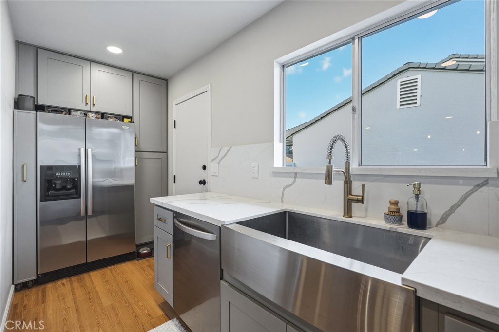 2028 Chesson Street Duarte, CA 91010 - Photo 17 of 66 Deep stainless farmhouse sink