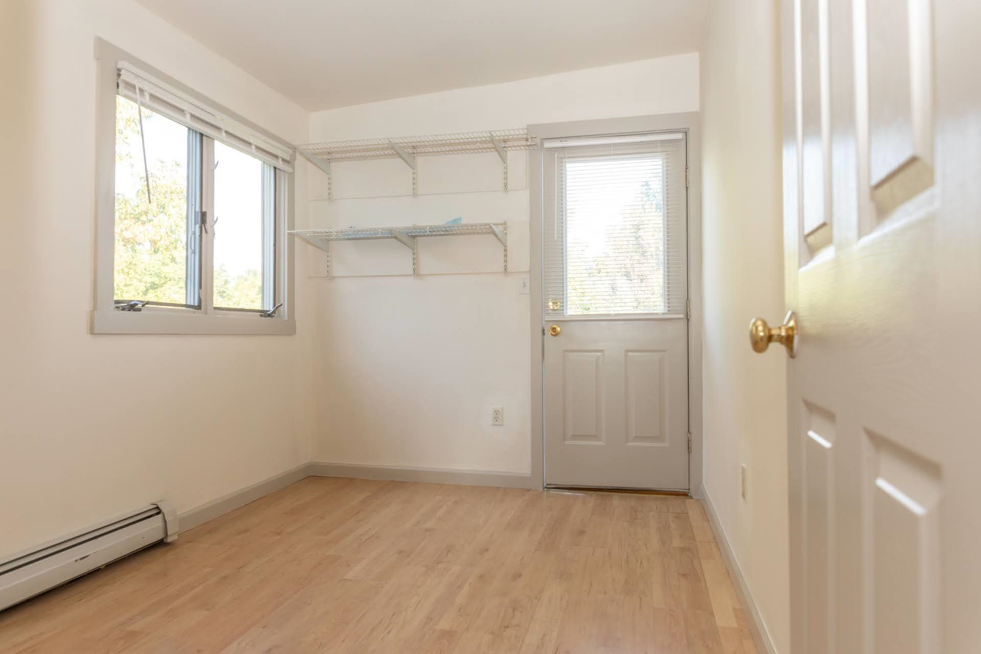 77 River Street Rutland, VT 05701 - Photo 3 of 16
