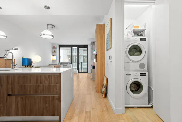 $4,350 | 160 1st Street, Unit 614, Jersey City, NJ 07302