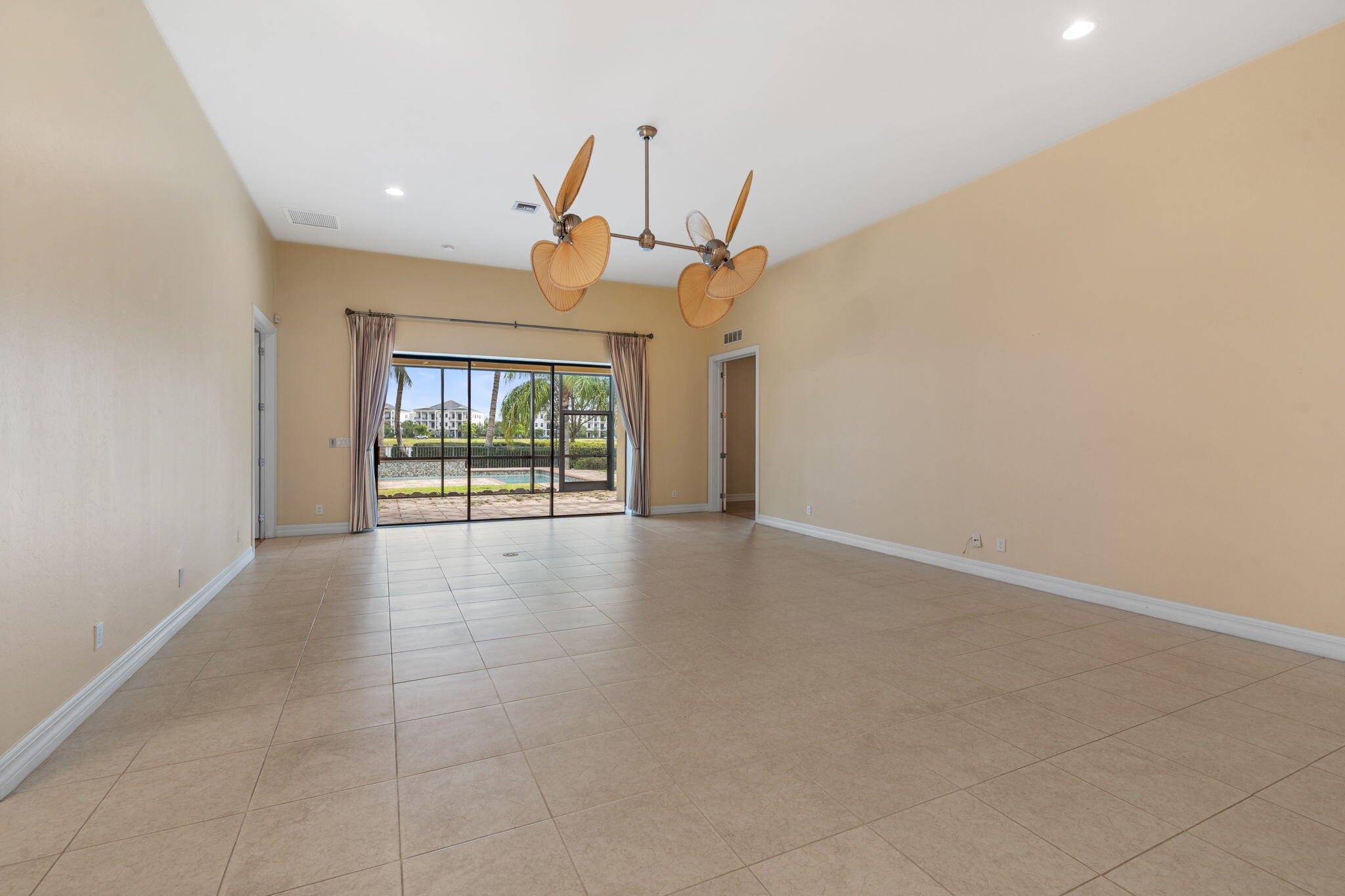 10765 Pisa Road Wellington, FL 33414 - Photo 18 of 61 Great Room