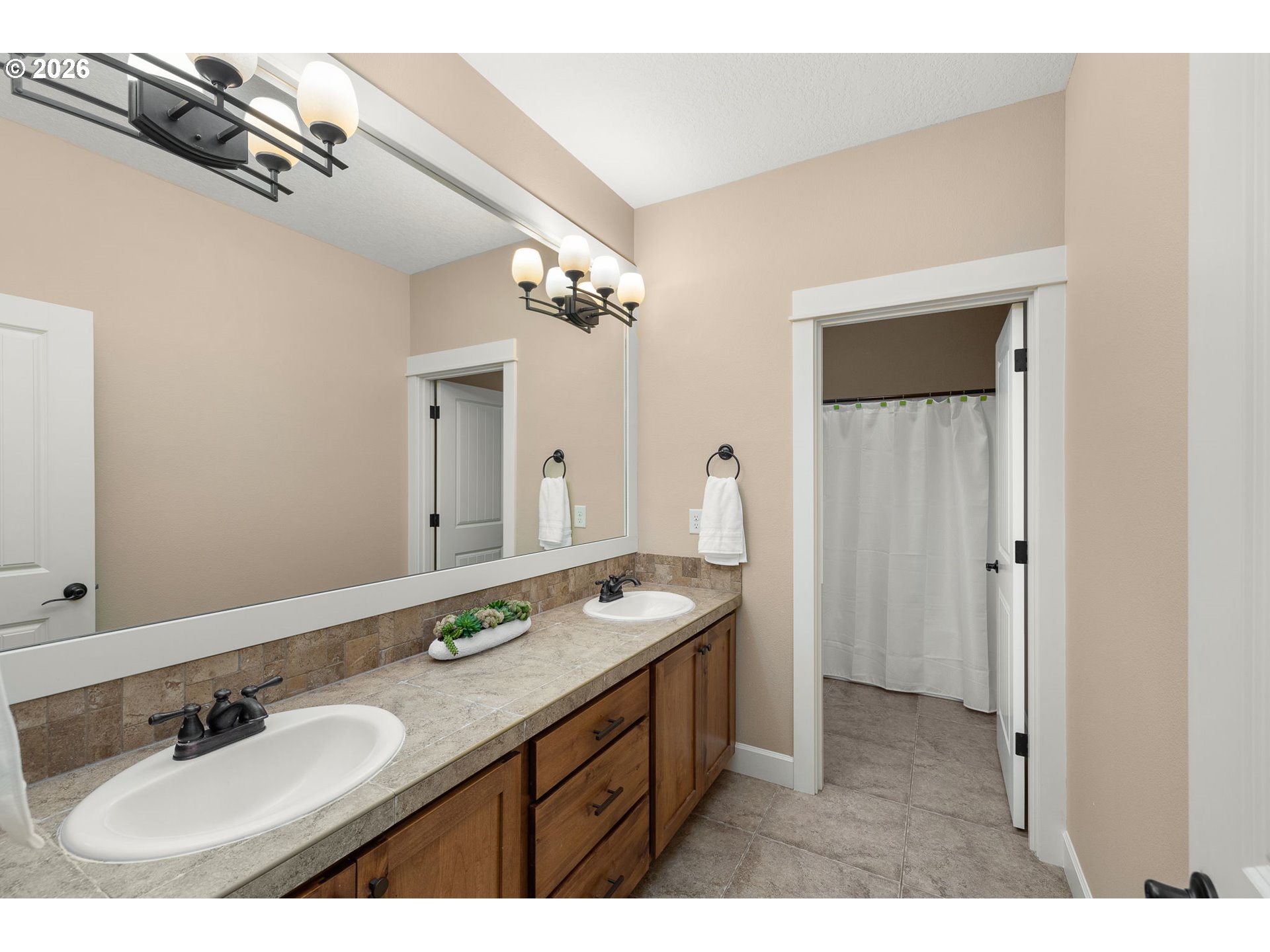 14746 Southwest 148th Terrace Tigard, OR 97224 - Photo 27 of 48
