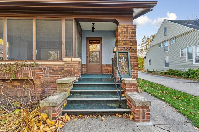 $279,900 | 233 East School Street, Owatonna, MN 55060