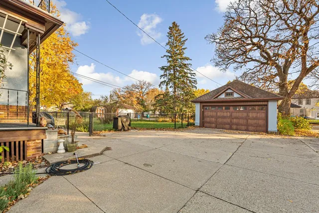 $279,900 | 233 East School Street, Owatonna, MN 55060