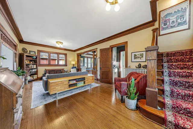 $279,900 | 233 East School Street, Owatonna, MN 55060