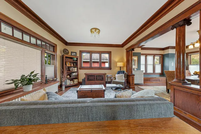 $279,900 | 233 East School Street, Owatonna, MN 55060