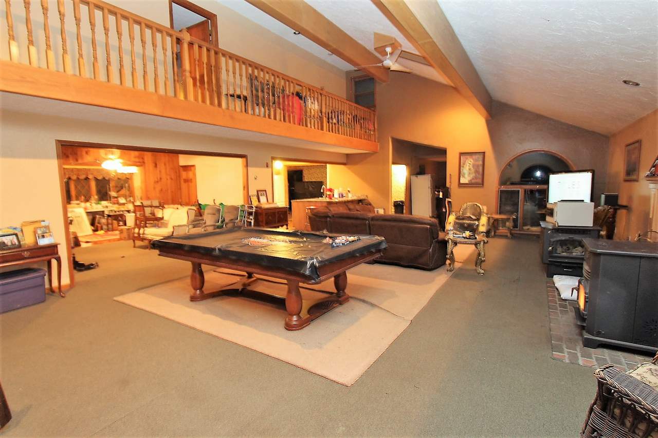 381 Main Dunstable Road Nashua, NH 03062 - Photo 2 of 25
