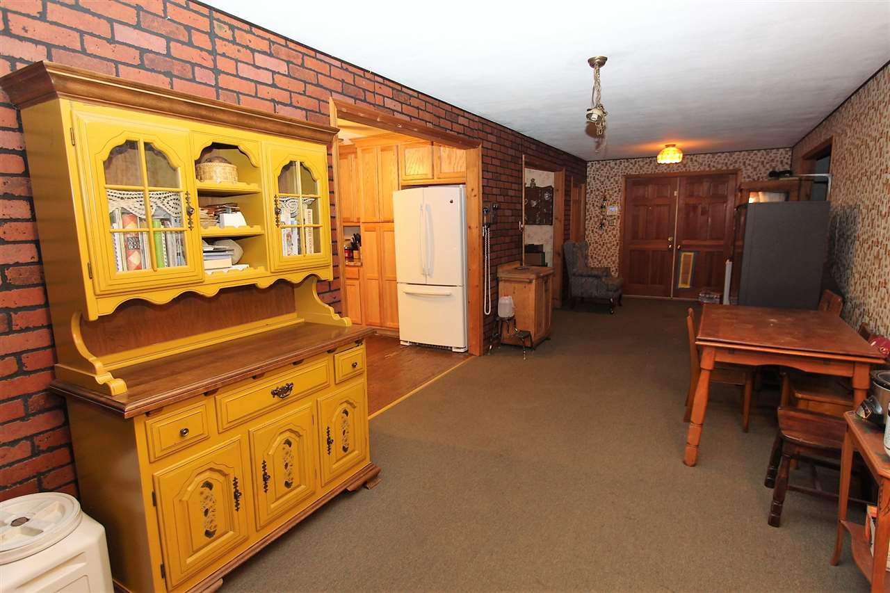 381 Main Dunstable Road Nashua, NH 03062 - Photo 8 of 25