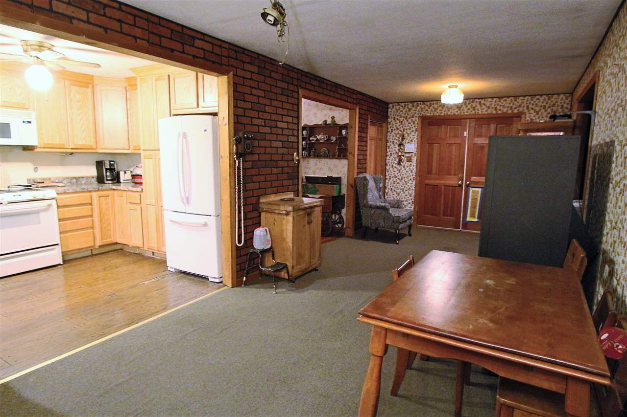 381 Main Dunstable Road Nashua, NH 03062 - Photo 9 of 25