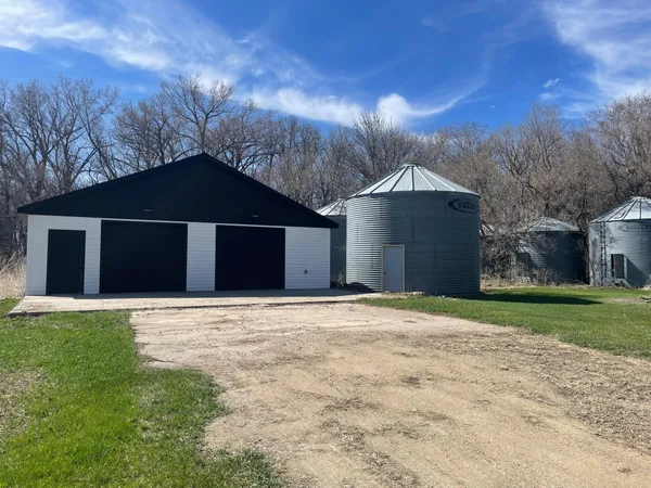 $665,000 | 6894 150th Avenue North, Felton, MN 56536