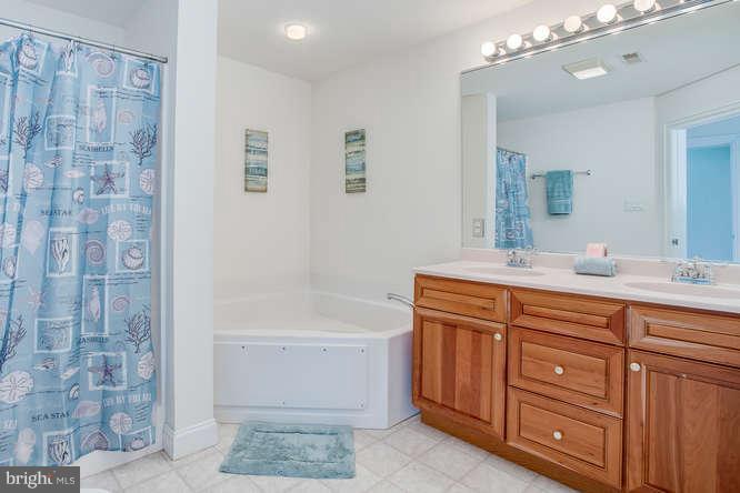 3803 Clarks Point Road Middle River, MD 21220 - Photo 22 of 30 Bath (Master)