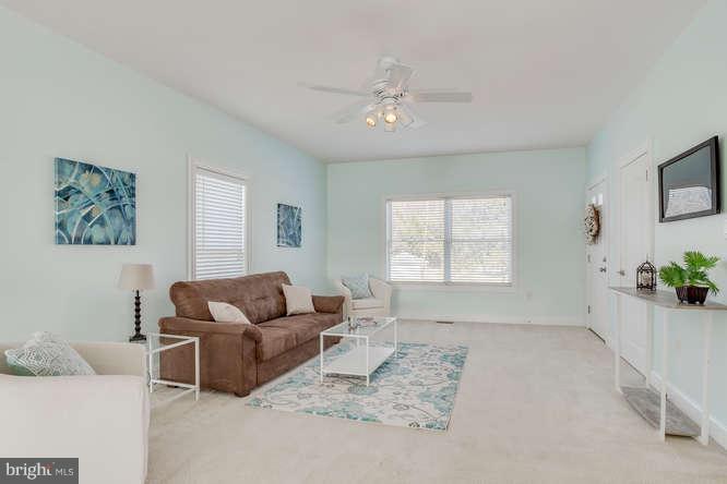 3803 Clarks Point Road Middle River, MD 21220 - Photo 7 of 30 Living Room