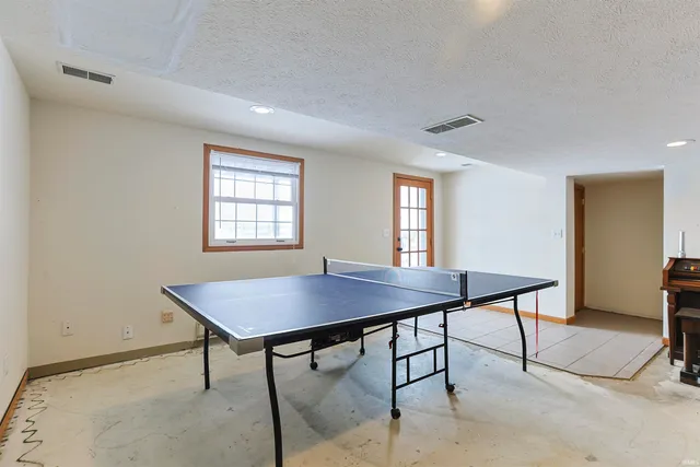 $325,000 | 12338 Ashland Street, Granger, IN 46530