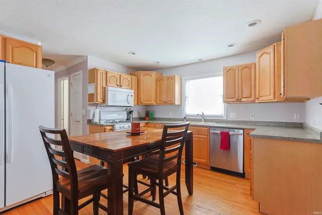 $325,000 | 12338 Ashland Street, Granger, IN 46530