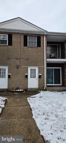 $1,550 | 1294 Cooper Street, Unit E11, Edgewater Park, NJ 08010