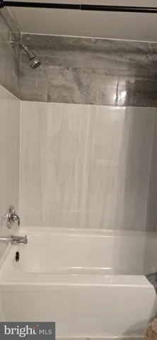 $1,550 | 1294 Cooper Street, Unit E11, Edgewater Park, NJ 08010