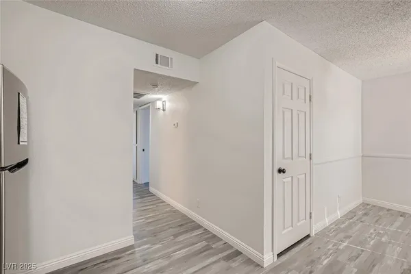 $1,000 | 4364 Tara Avenue, Unit D, Las Vegas, NV 89102