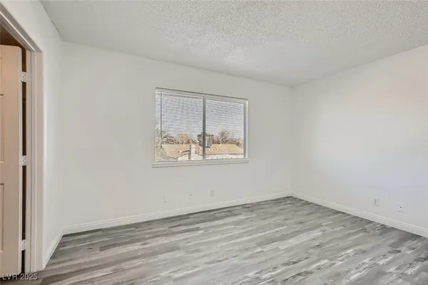 $1,000 | 4364 Tara Avenue, Unit D, Las Vegas, NV 89102