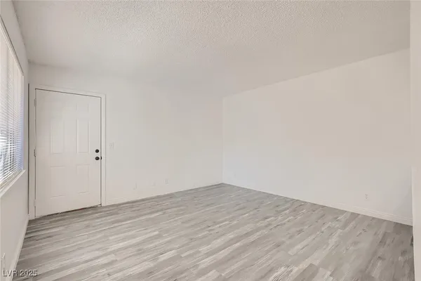 $1,000 | 4364 Tara Avenue, Unit D, Las Vegas, NV 89102