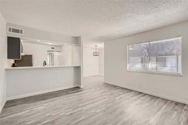 $1,000 | 4364 Tara Avenue, Unit D, Las Vegas, NV 89102