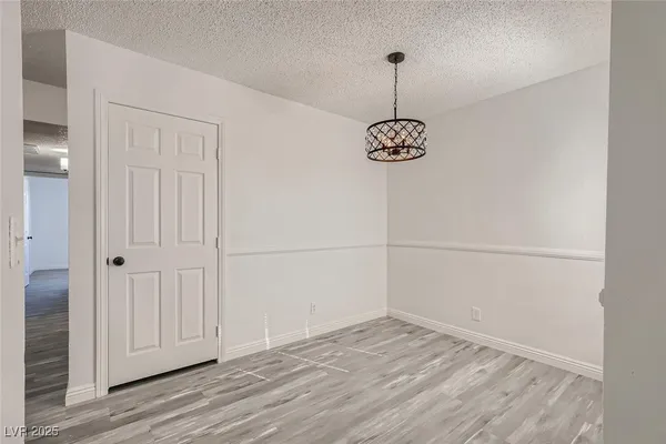 $1,000 | 4364 Tara Avenue, Unit D, Las Vegas, NV 89102