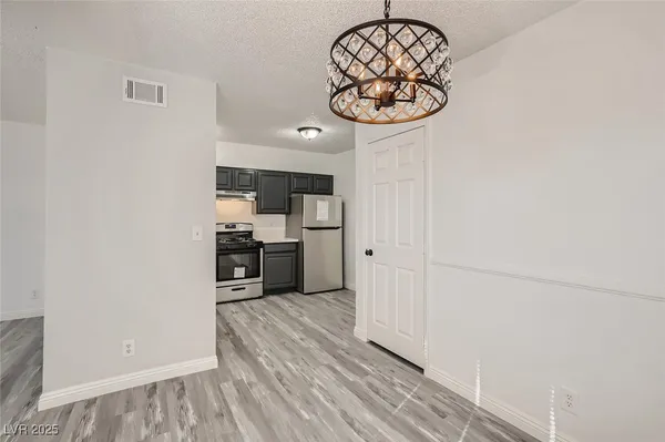 $1,000 | 4364 Tara Avenue, Unit D, Las Vegas, NV 89102