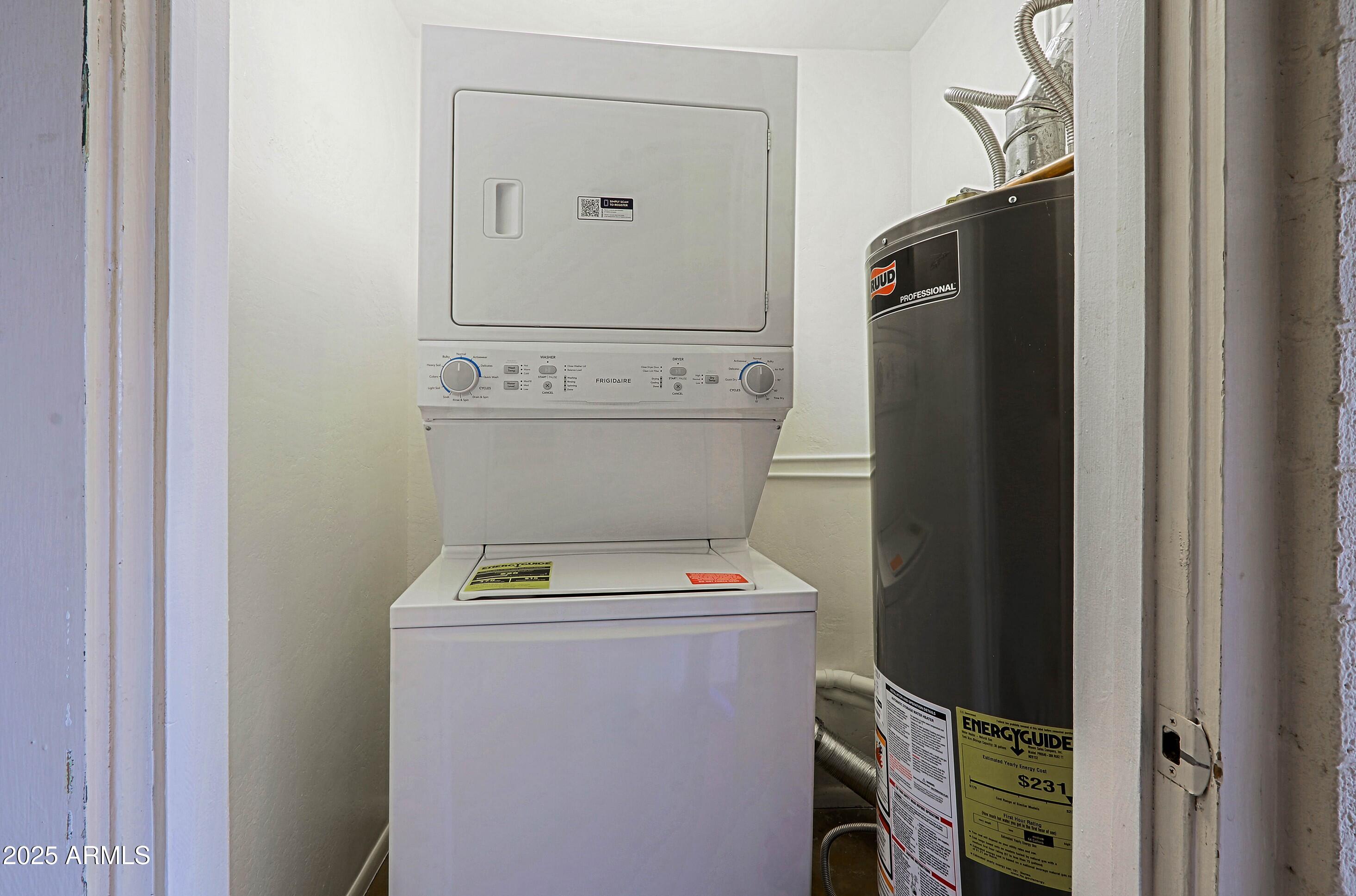 5509 East Cheery Lynn Road, Unit 2E Phoenix, AZ 85018 - Photo 24 of 25 a utility room with dryer and washer