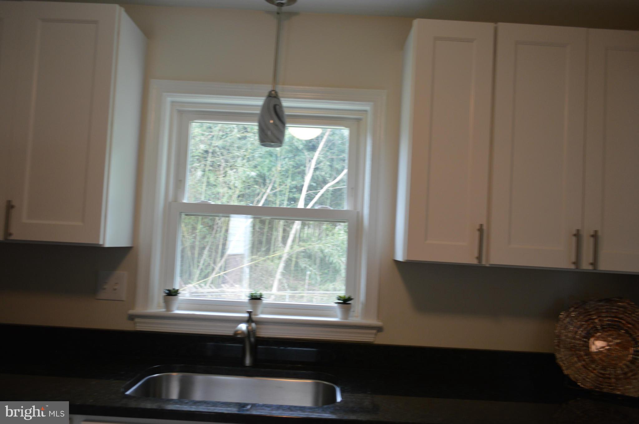 2700 Hughes Road Adelphi, MD 20783 - Photo 22 of 29 Kitchen