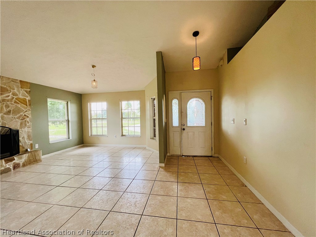 2630 West Butkus Road Avon Park, FL 33825 - Photo 4 of 24 Gallery Image 4