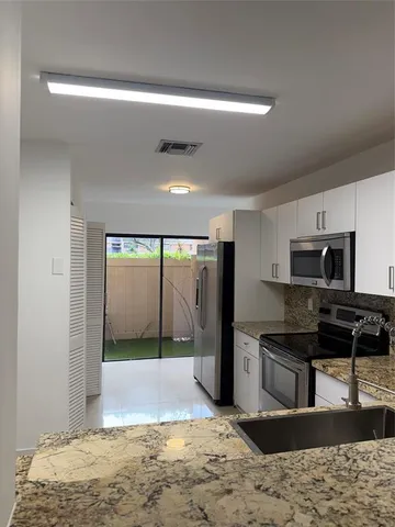 $2,899 | 2043 Northwest 45th Avenue, Coconut Creek, FL 33066