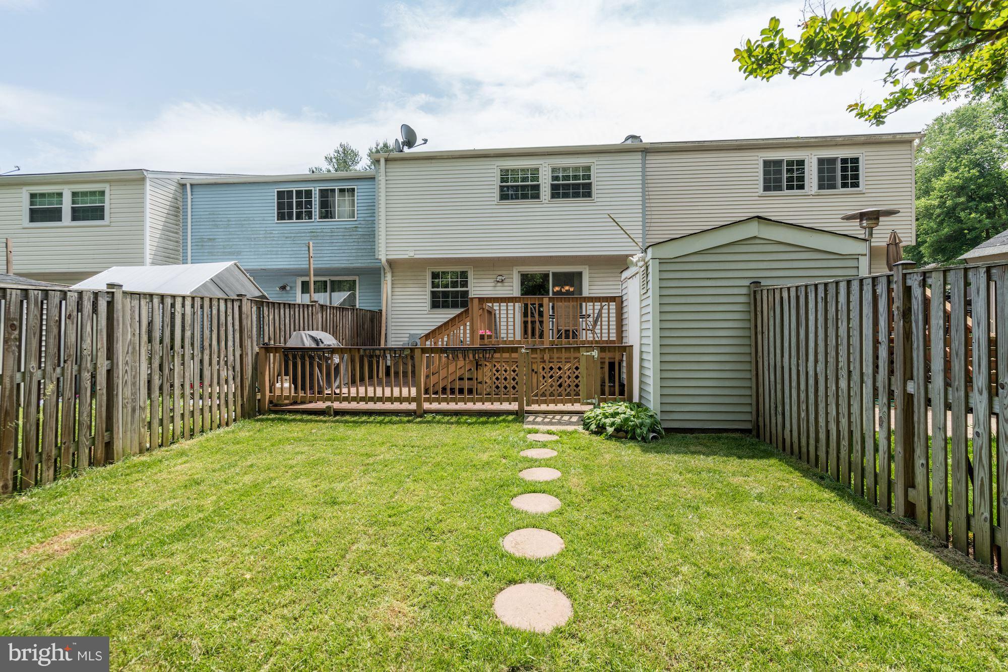 5826 Canvasback Road Burke, VA 22015 - Photo 30 of 30 Exterior (Rear)