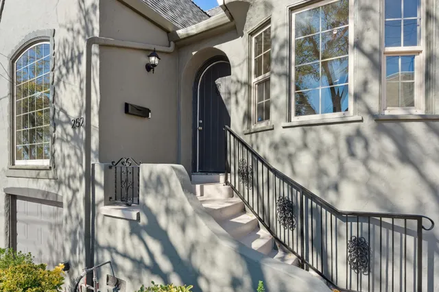 $595,000 | 2521 80th Avenue, Oakland, CA 94605