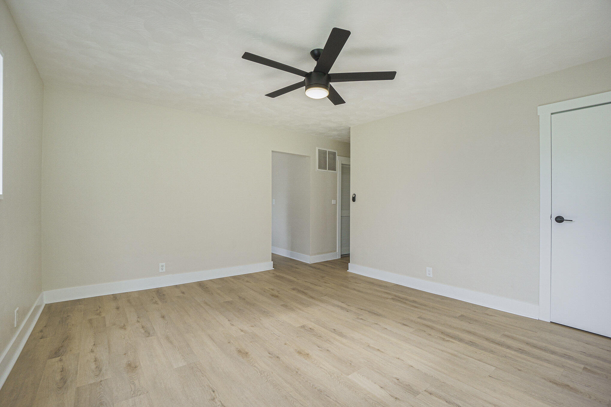 17083 Lovers Lane Three Rivers, MI 49093 - Photo 3 of 17 004_dsc05664_837