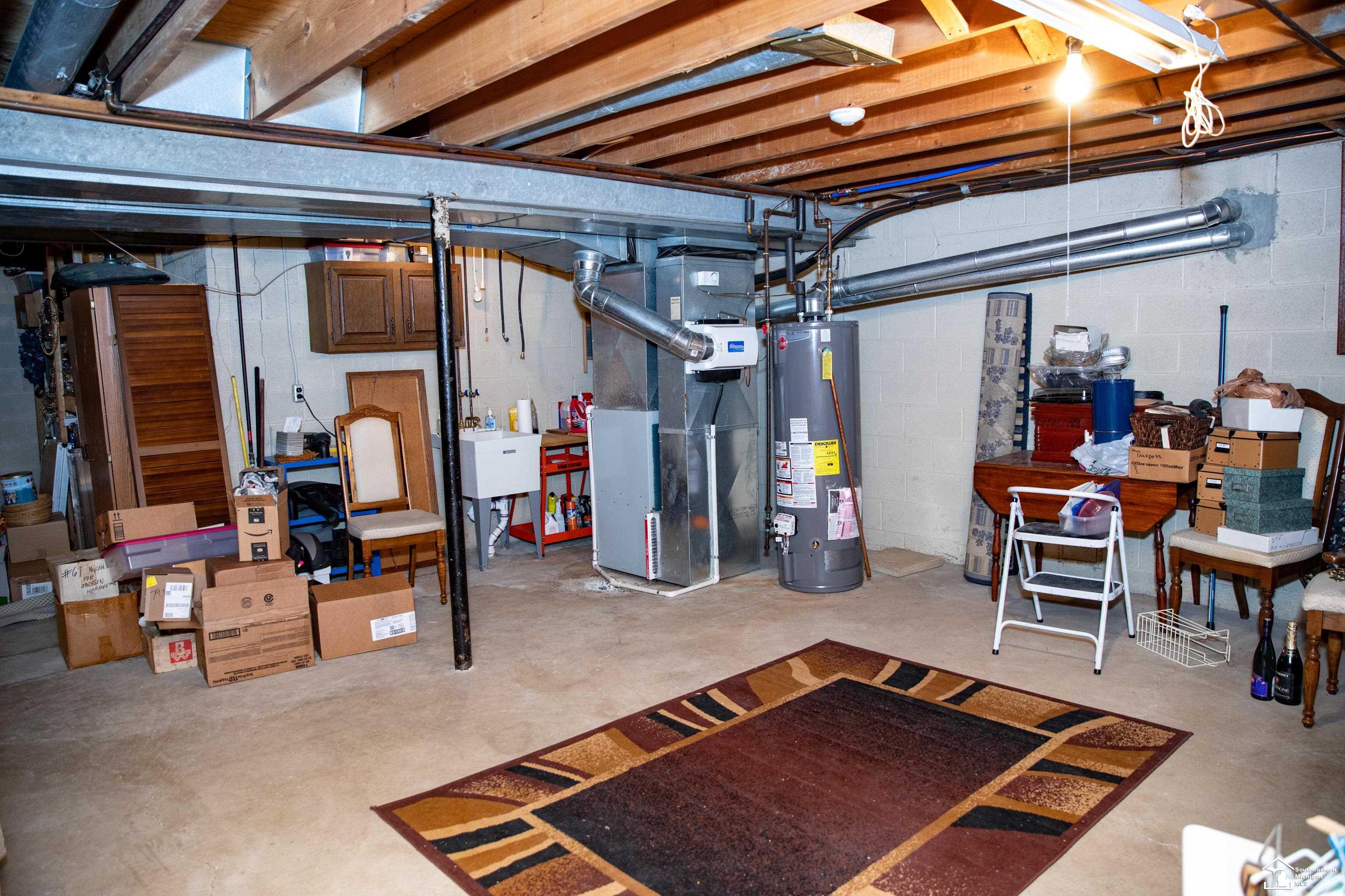 24576 Arsenal Road Flat Rock, MI 48134 - Photo 43 of 82 50200837-1C3D8C83-FA30-48D2-BC8B-2FE73B997D27.JPG