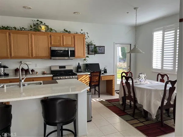 $774,900 | 7739 Centro Vista, Highland, CA 92346