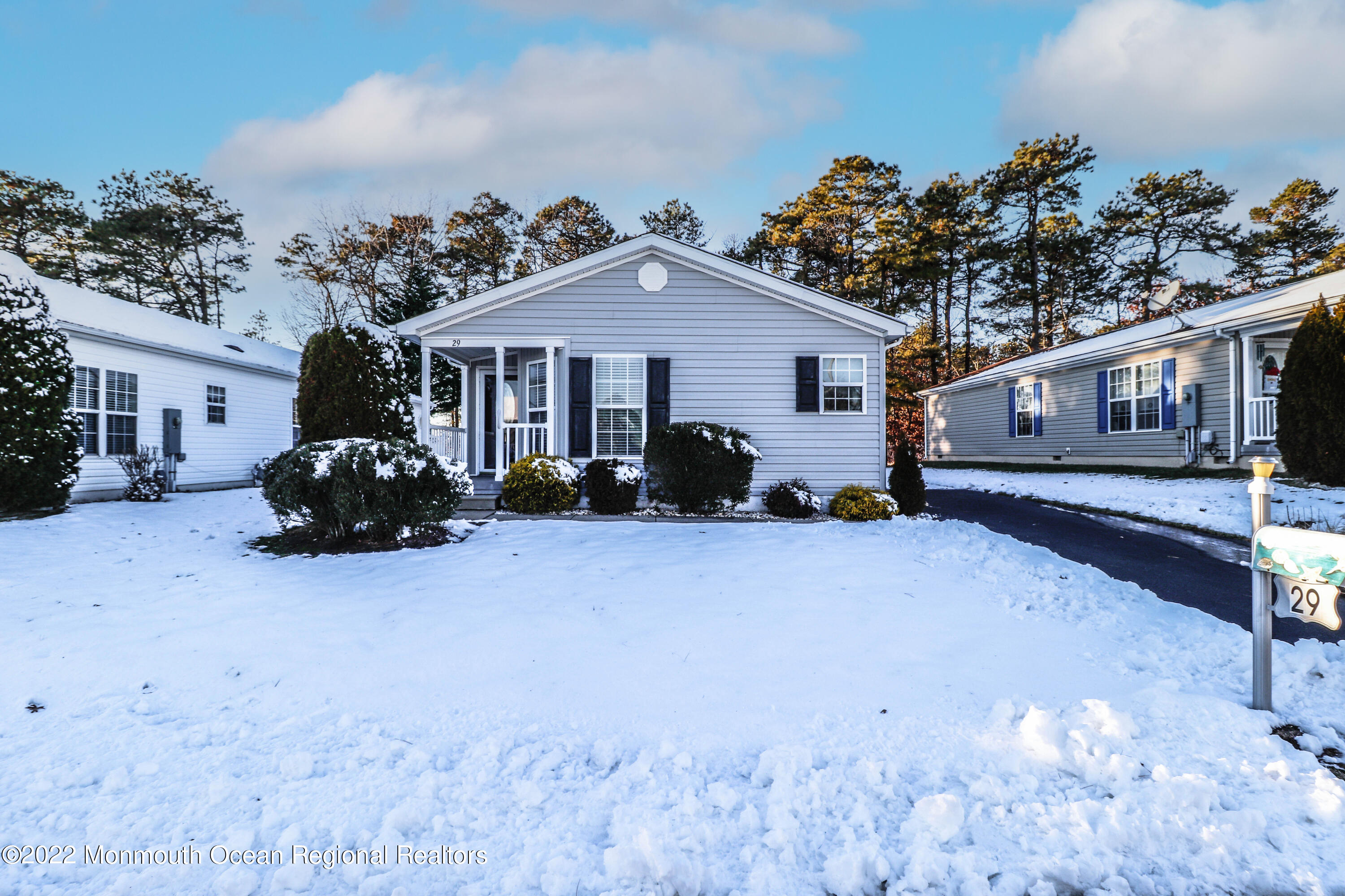 29 Highlands Road Manahawkin, NJ 08050 - Photo 1 of 27 Welcome Home