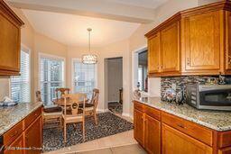 29 Highlands Road Manahawkin, NJ 08050 - Photo 13 of 27 Kitchen