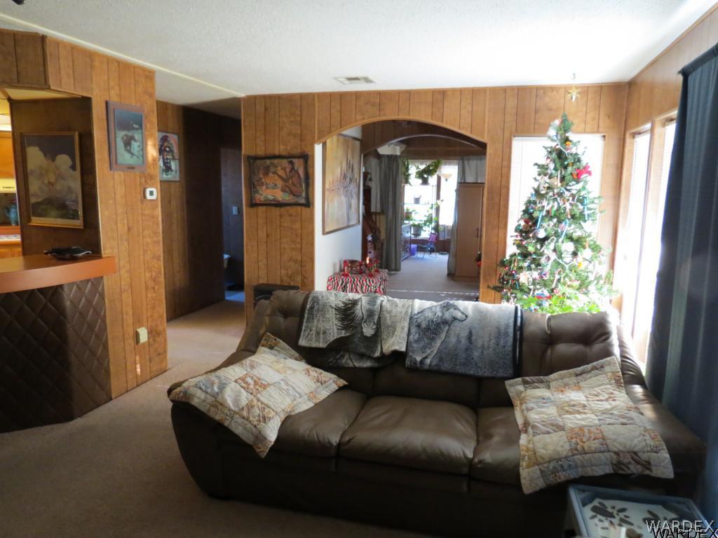 1688 Toro Road Bullhead City, AZ 86442 - Photo 11 of 32 Family Room