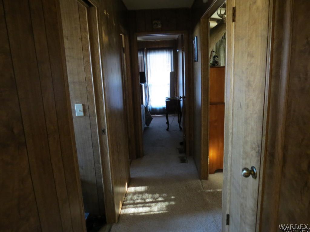 1688 Toro Road Bullhead City, AZ 86442 - Photo 15 of 32 Hallway