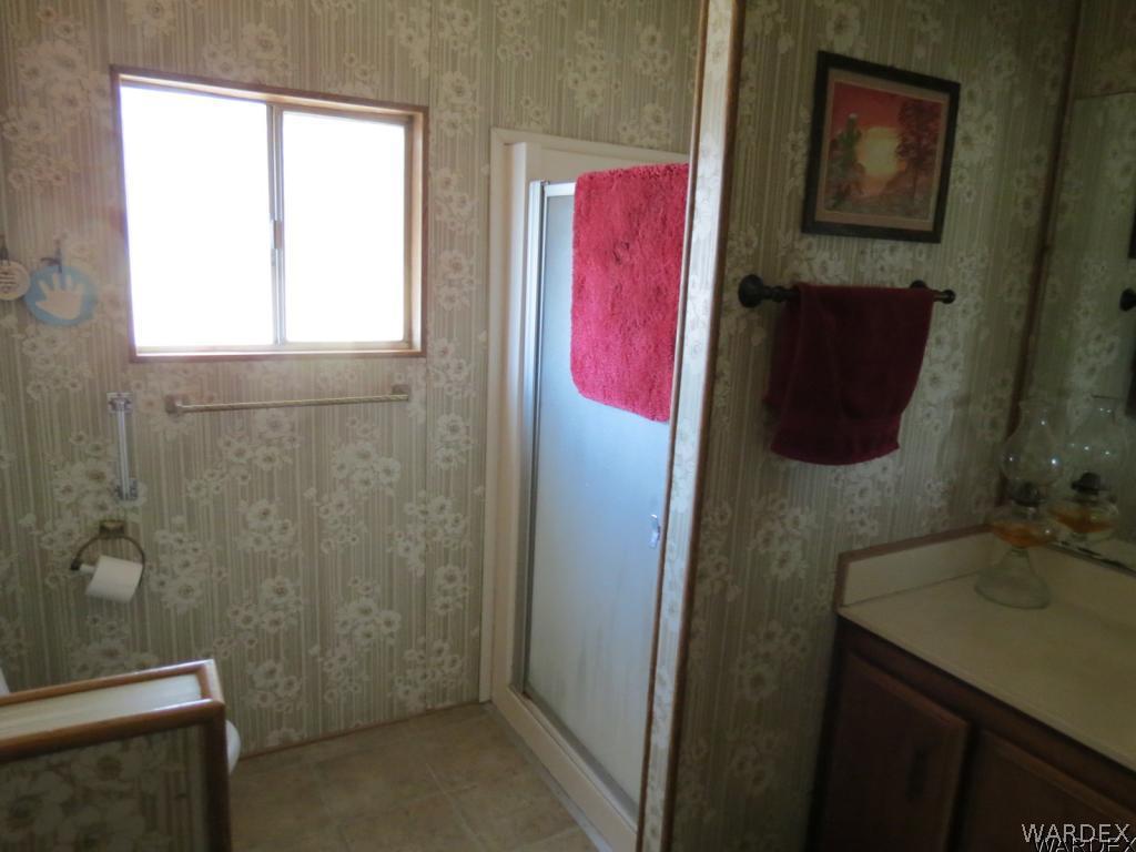 1688 Toro Road Bullhead City, AZ 86442 - Photo 24 of 32 Master Bath Shower