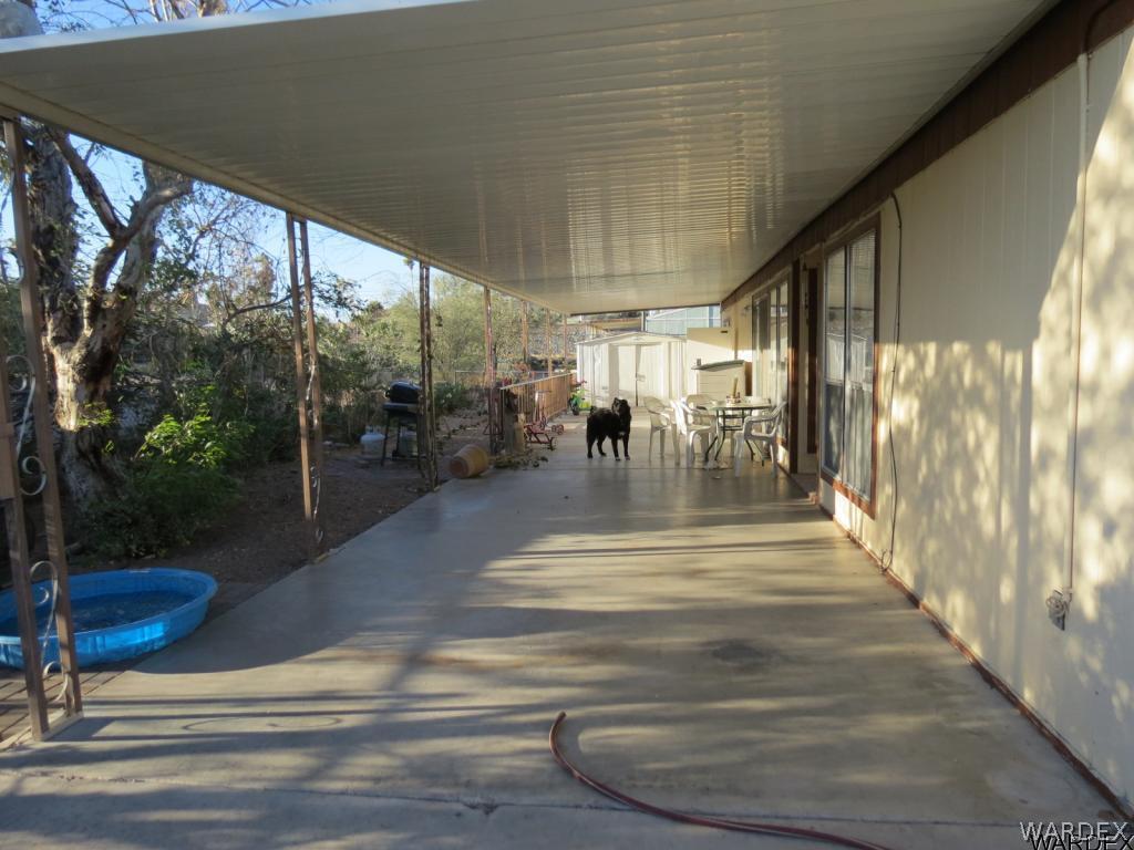 Covered Parking and patio
