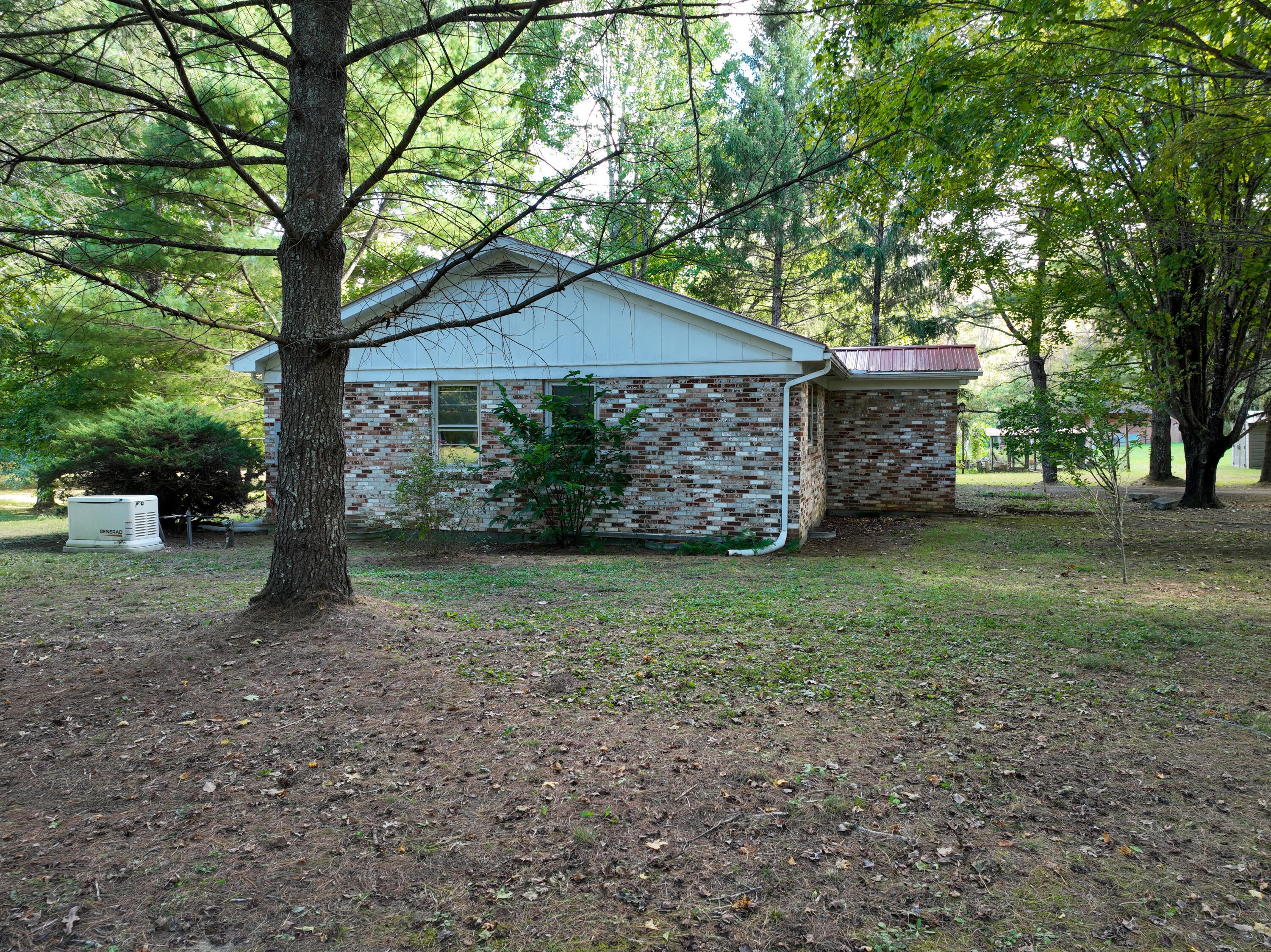 291 Dickson Road Caldwell, WV 24925 - Photo 35 of 39 Gallery Image 35